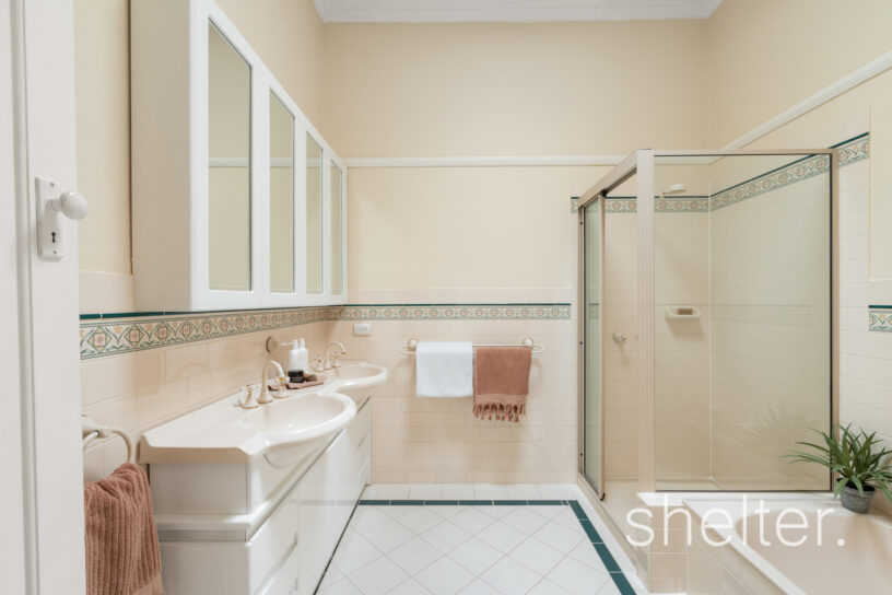 1 Barbara Avenue Glen Iris