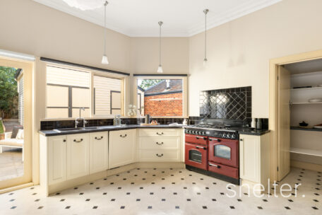 10 Selwyn Street Canterbury