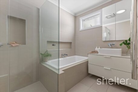 1/11 Iris Road Glen Iris