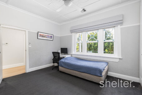 1/2 Station Avenue Glen Iris