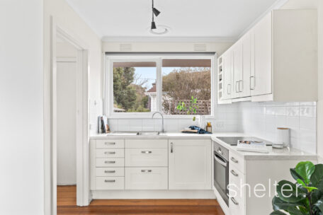 1/28 McComas Grove Burwood