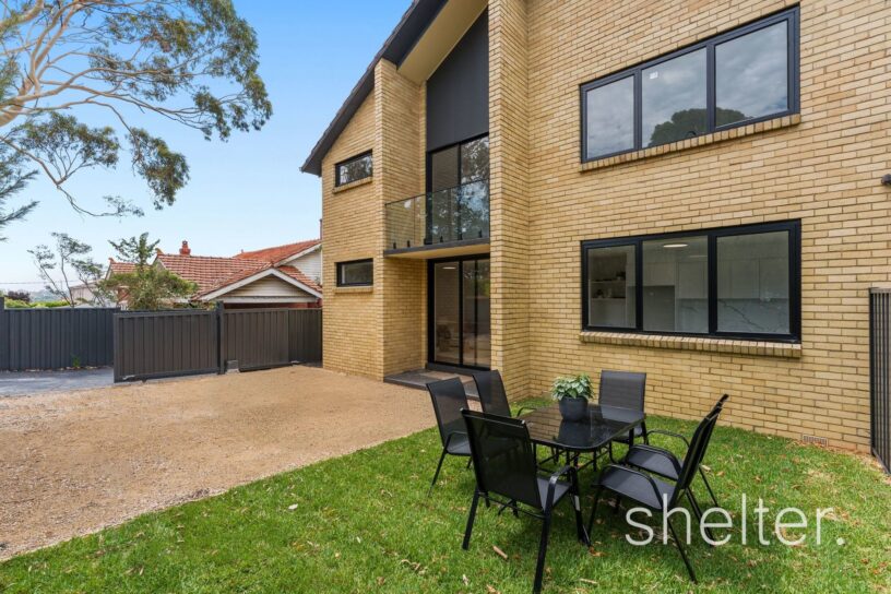 1/42 Westbrook Street Kew East