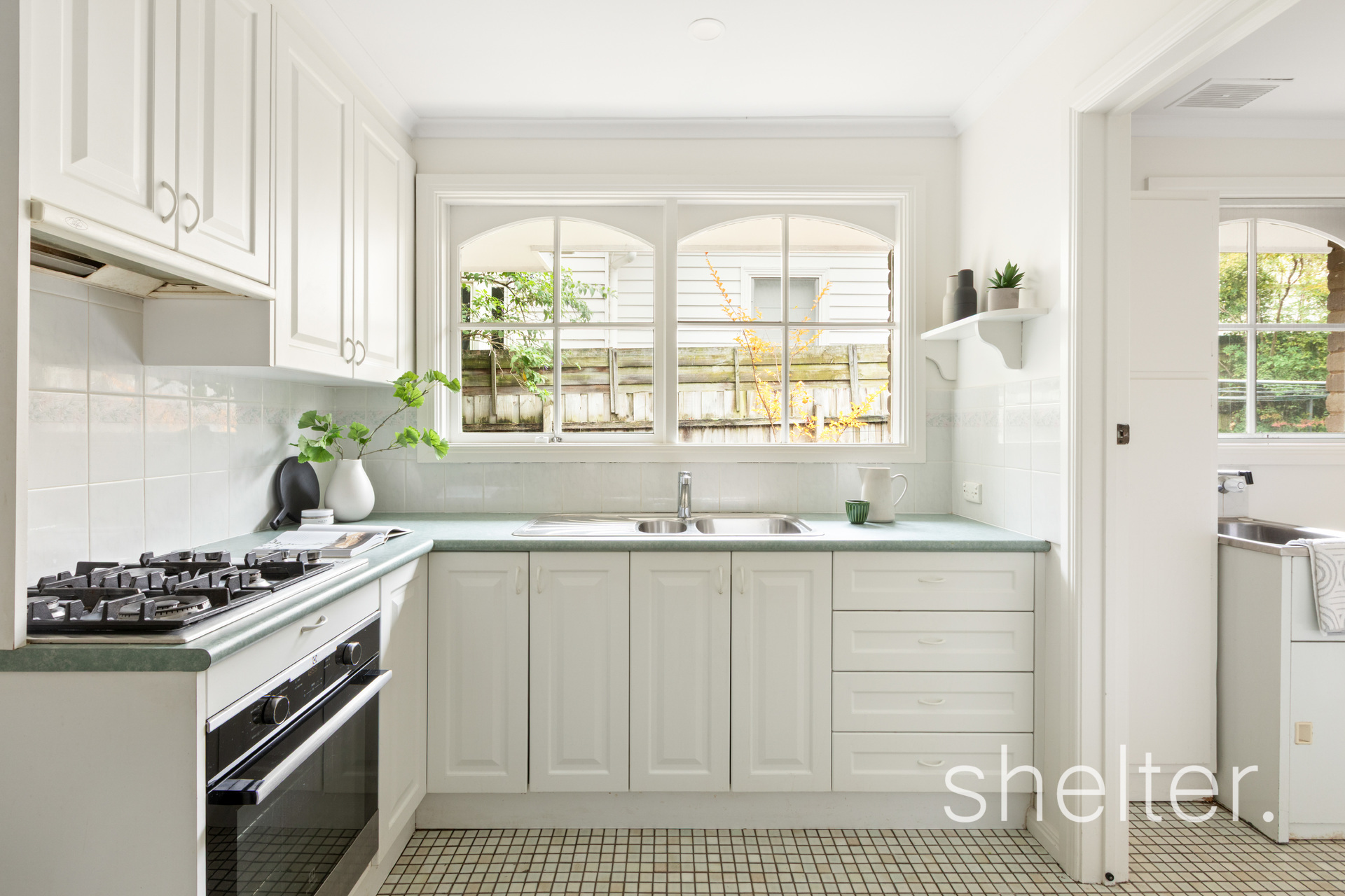 1/5 Queens Parade Glen Iris