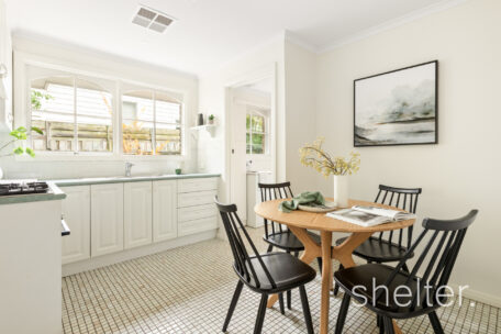 1/5 Queens Parade Glen Iris