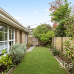 1/5 Queens Parade Glen Iris