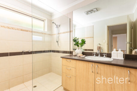 1/58 Iris Road Glen Iris