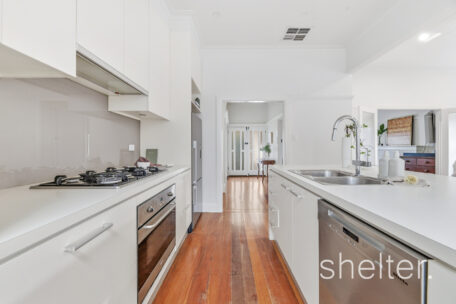 18 Denman Avenue Glen Iris