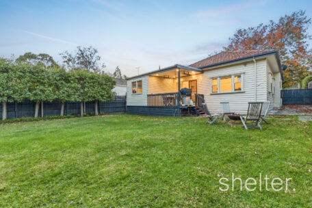 18 Denman Avenue Glen Iris