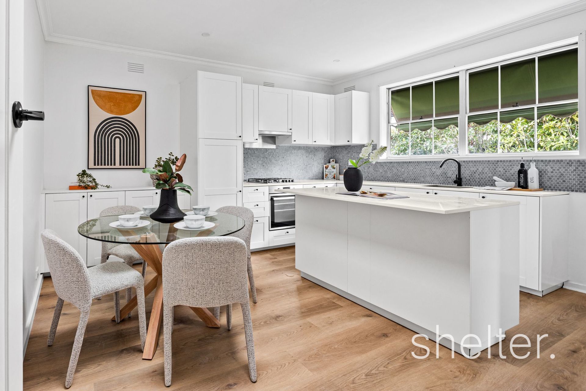 1/8 Lithgow Street Glen Iris