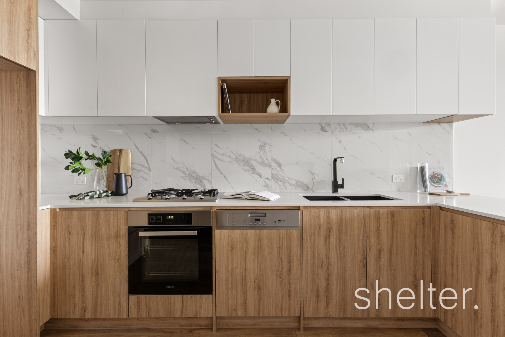 206/8 Elliott Avenue Carnegie