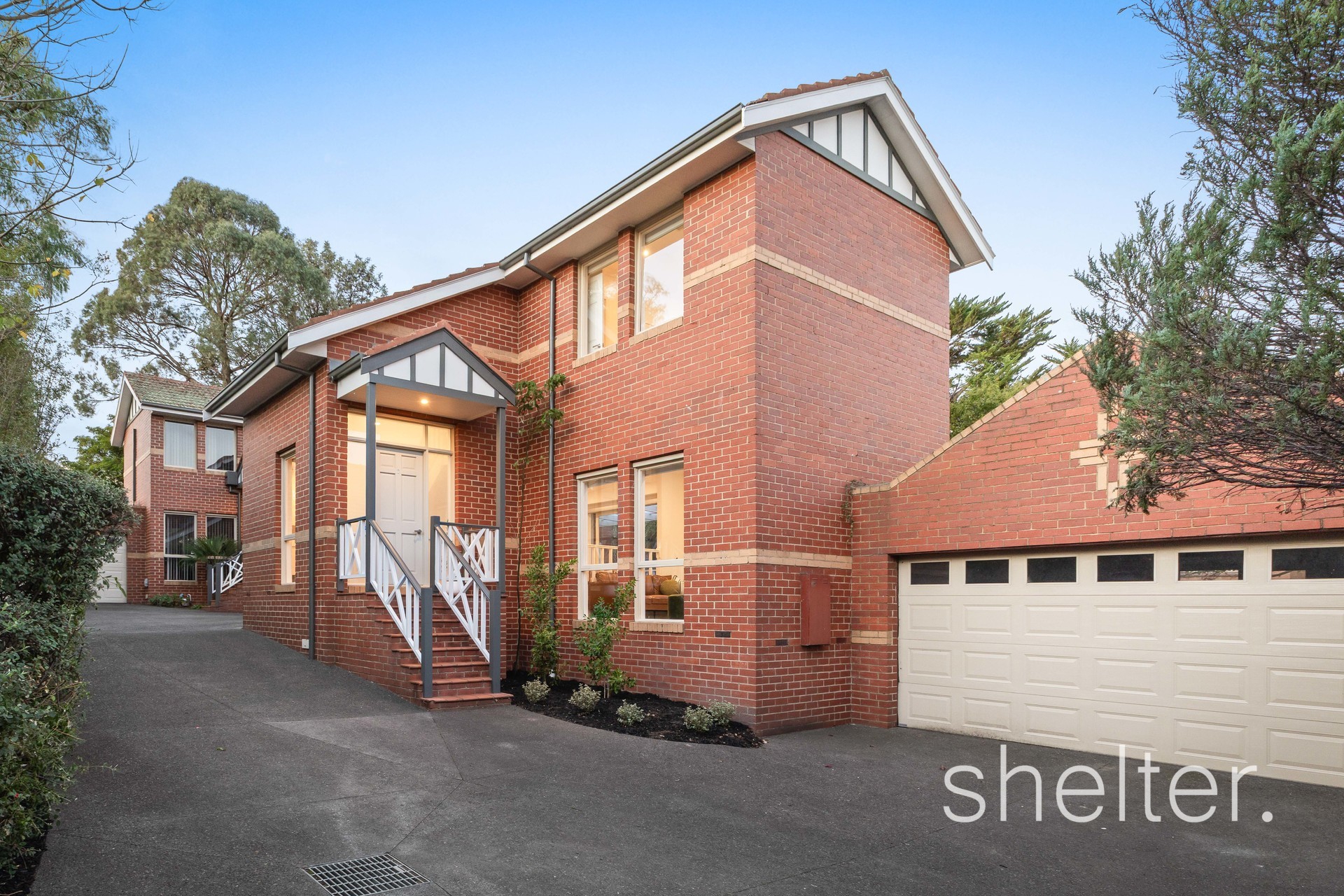 2/1017 Toorak Road Camberwell