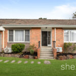 2/18 Yeovil Road Glen Iris