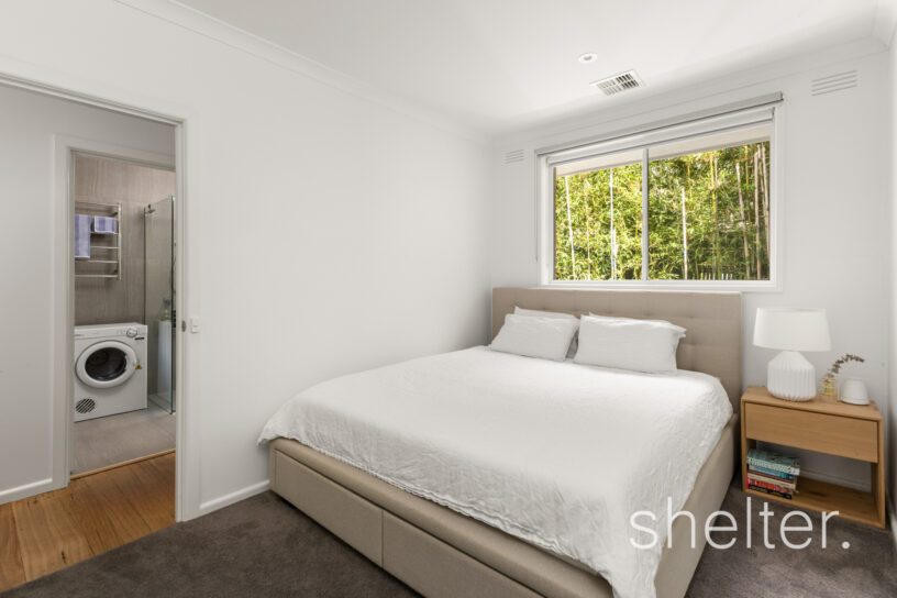 2/23 Gardiner Parade Glen Iris