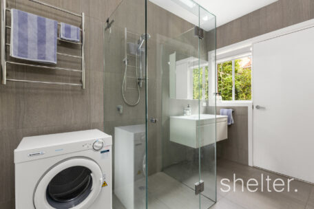 2/23 Gardiner Parade Glen Iris