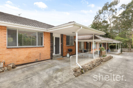 2/23 Gardiner Parade Glen Iris