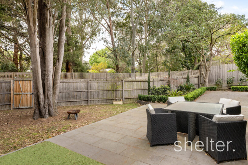 2/23 Gardiner Parade Glen Iris