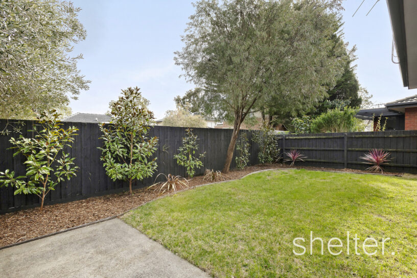 2/3 Leigh Street Mount Waverley
