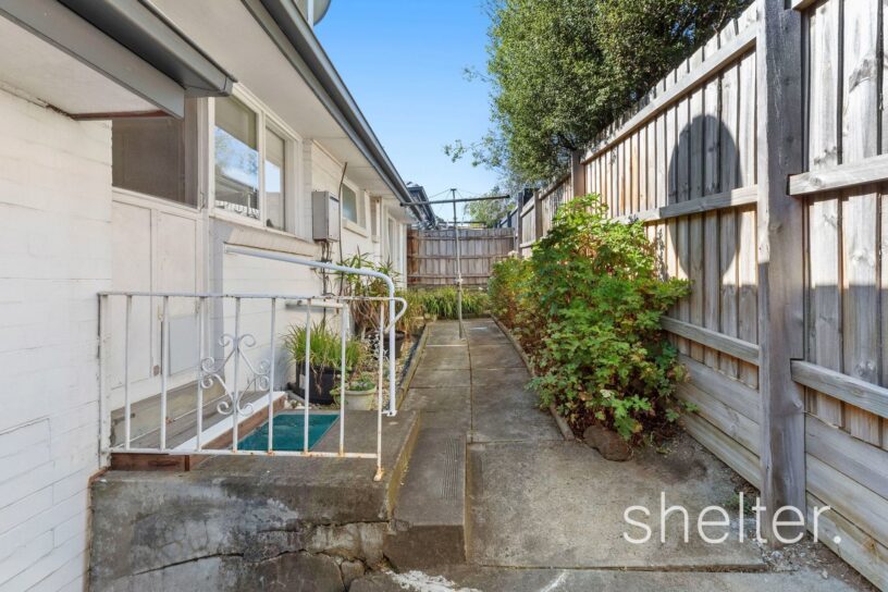 2/31 Yeovil Road Glen Iris