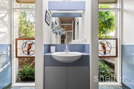 2/38 Great Valley Road Glen Iris