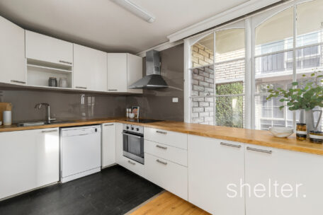 2/40-42 Elphin Grove Hawthorn