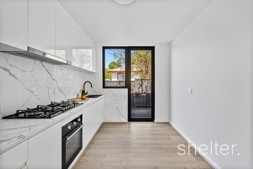 2/42 Westbrook Street Kew East