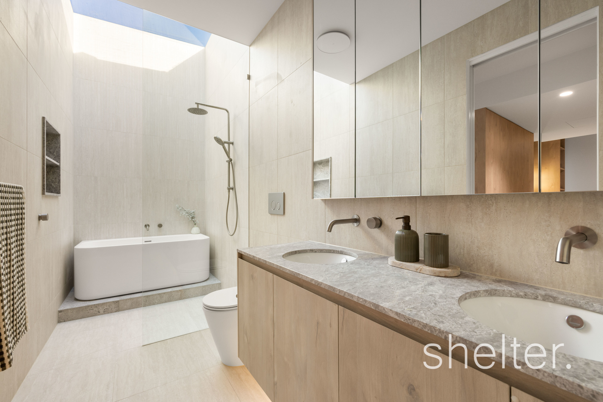 2/6 Hurstmon Street Malvern East