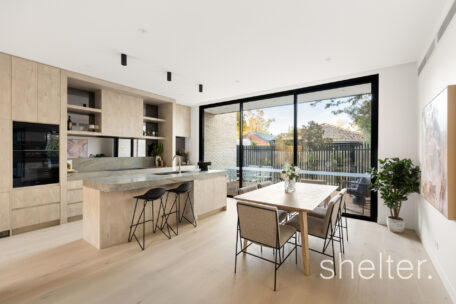 2/6 Hurstmon Street Malvern East