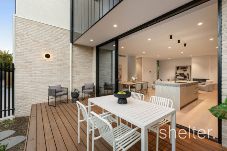 2/6 Hurstmon Street Malvern East