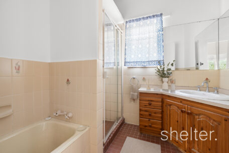 27A Ashburn Grove Ashburton