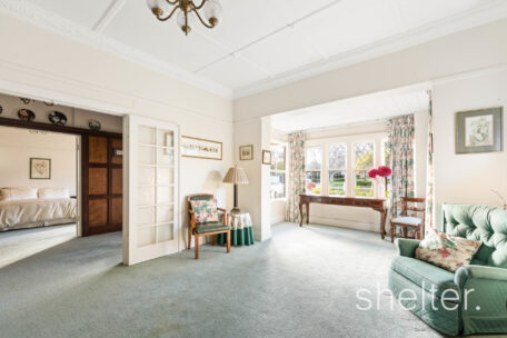 34 Great Valley Road Glen Iris