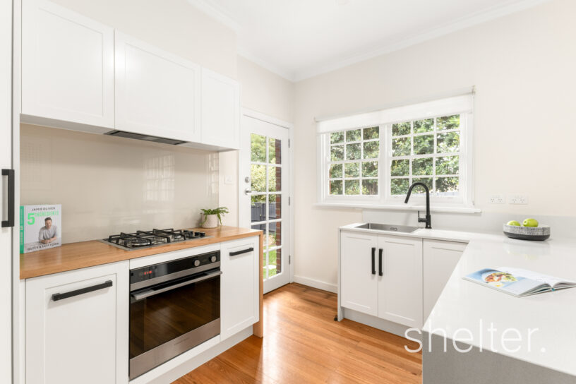 3/5 Scott Grove Glen Iris