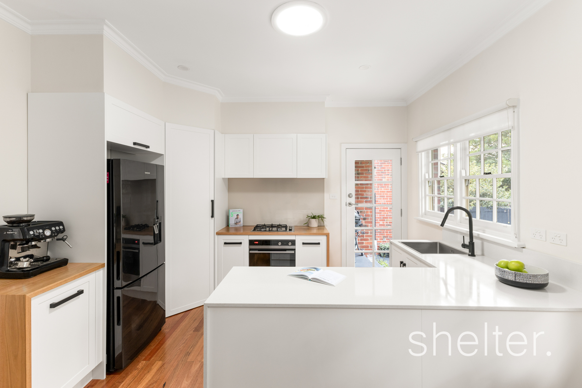 3/5 Scott Grove Glen Iris