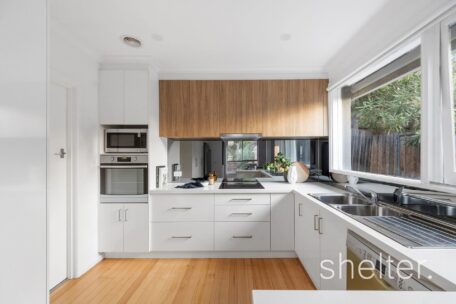 4/228 Highfield Road Camberwell