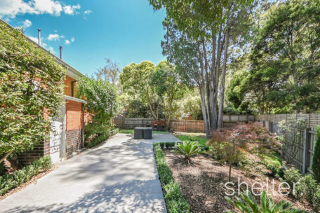 4/23 Gardiner Parade Glen Iris