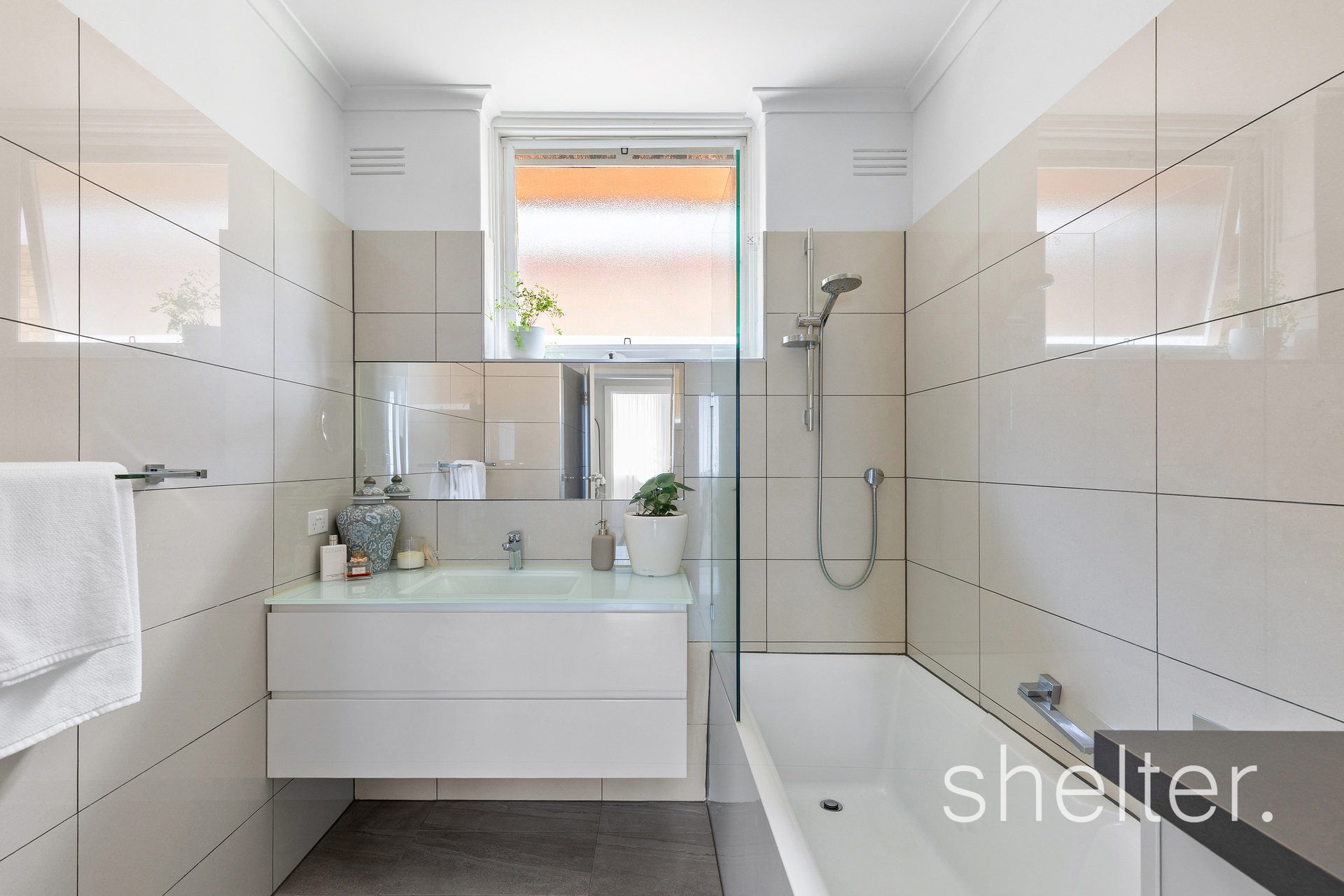 6/12 Woorigoleen Road Toorak