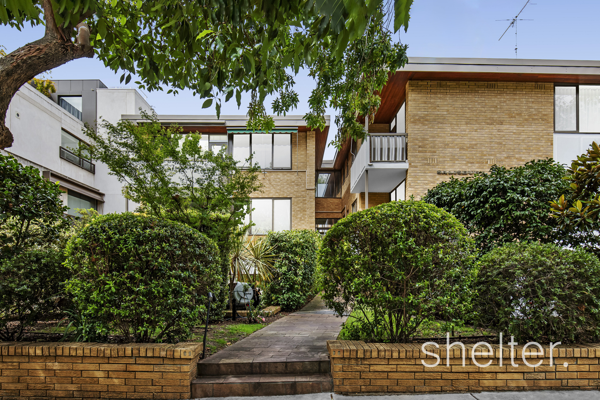 6/12 Woorigoleen Road Toorak