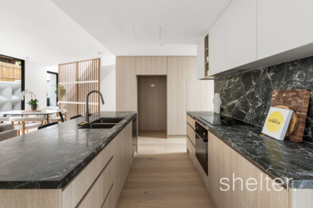 6/1610 Malvern Road Glen Iris