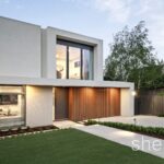 7 Winifred Crescent Glen Iris
