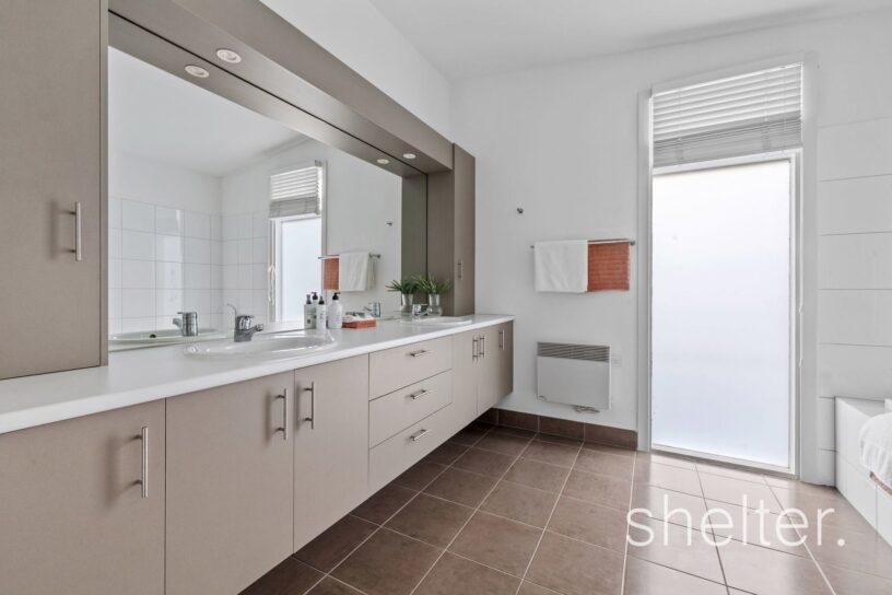 8 Francis Crescent Glen Iris